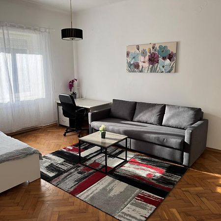 Studio Apartman Thalia Загреб Екстер'єр фото